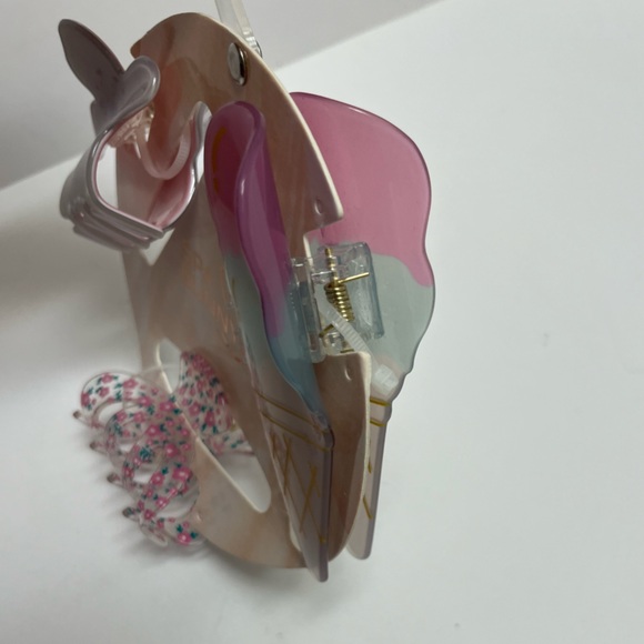 NWT ice cream 🍦🌺🍦 Spa Bunny Hair Claws Clips set of 3 - Picture 4 of 14